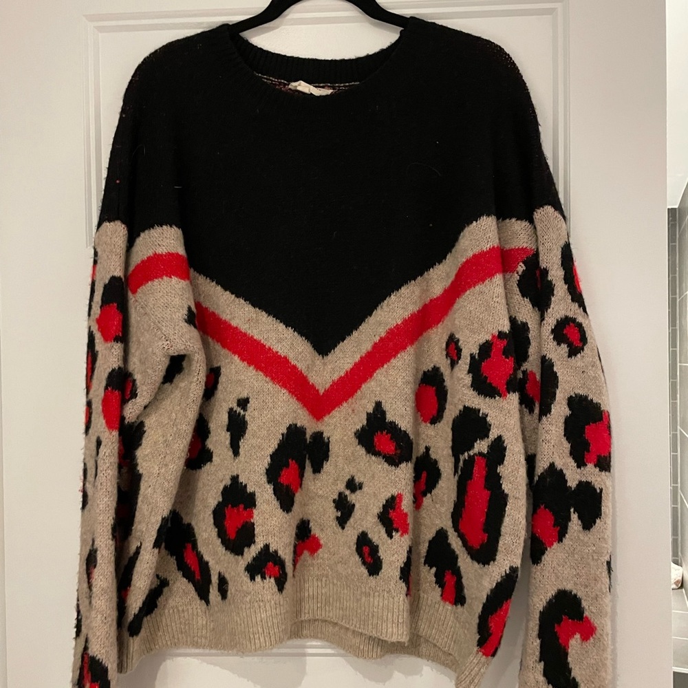 Leopard baggy knit sweater